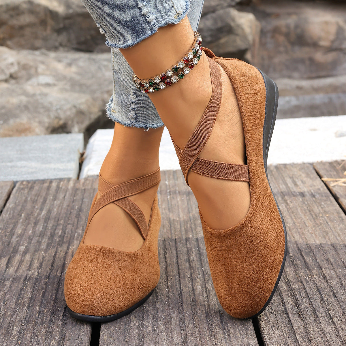 Women's Pointed Toe Low Wedge Shoes – Breathable Mesh Lace-Up
